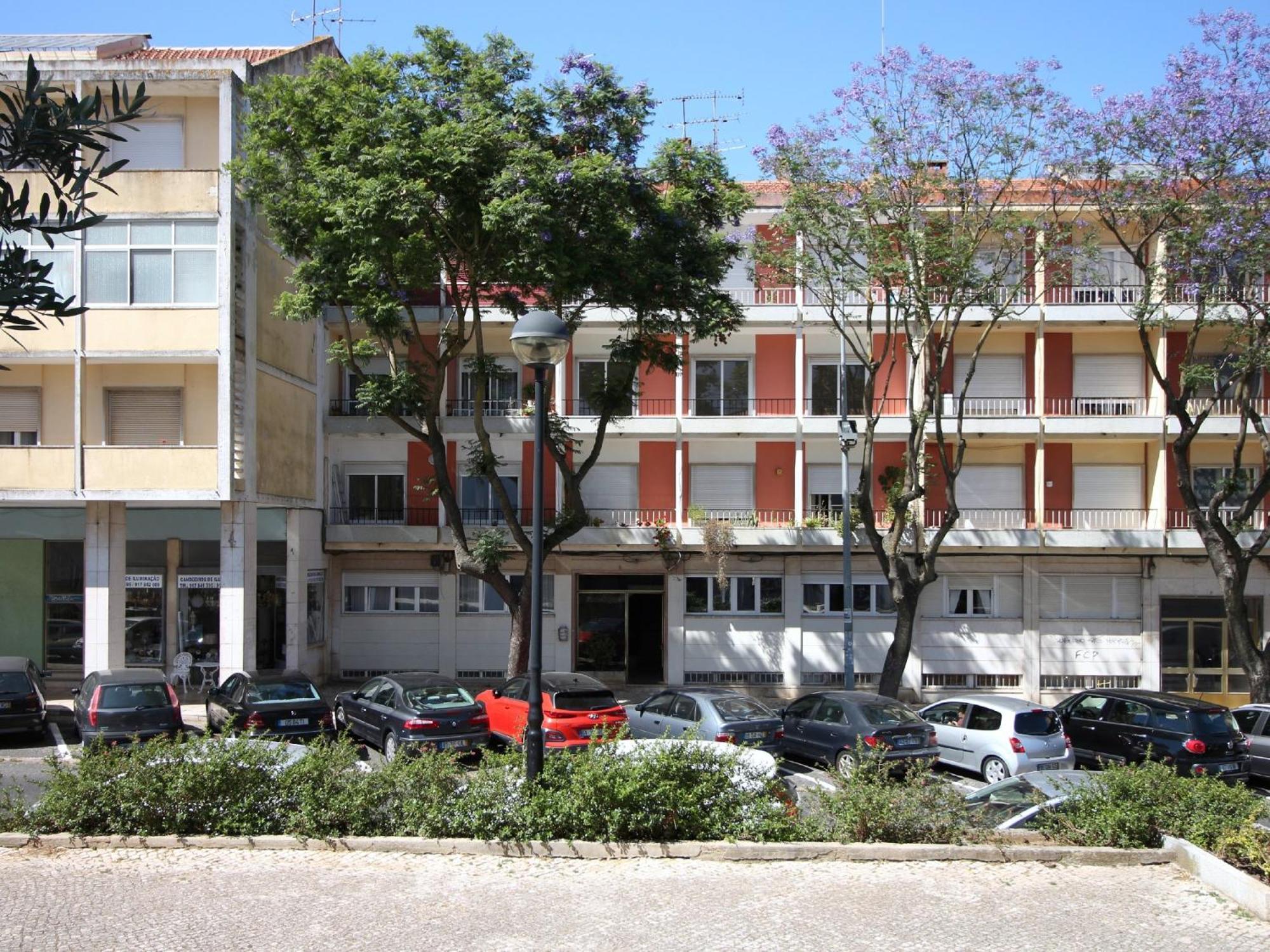 Cozy Apartment - Your Home Away Amadora Exterior foto